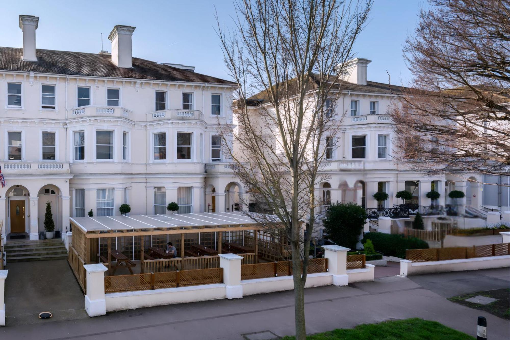 Osborne Aparthotel Eastbourne Eksteriør bilde